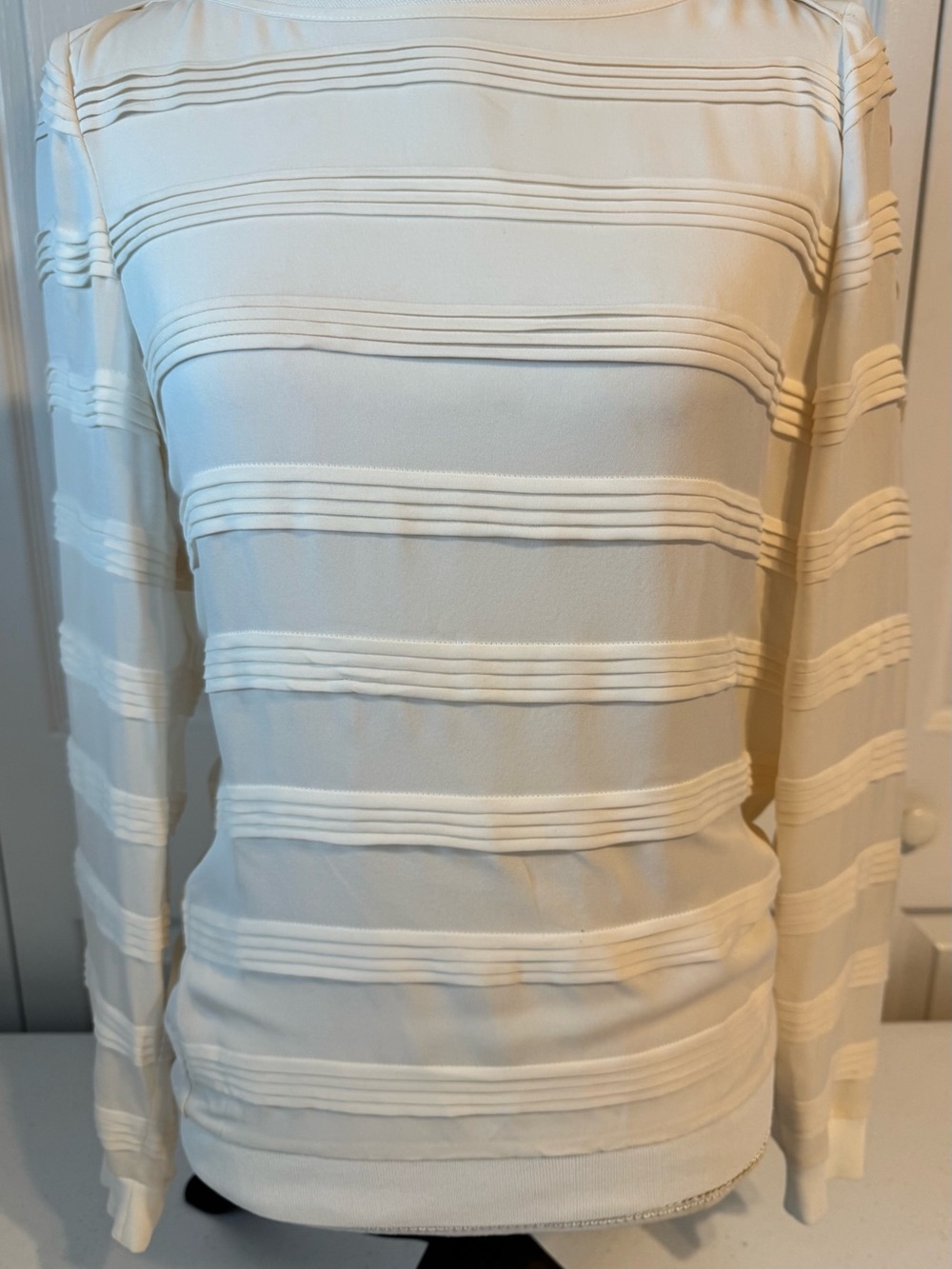 Veronica Beard Cream Sheer Horizontal pleating Long Sleeve Top 4 Silk
